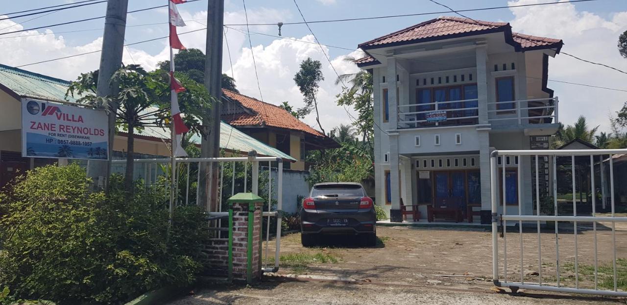 SPOT ON 90018 Villa Zane Reynold Karanghawu Dış mekan fotoğraf