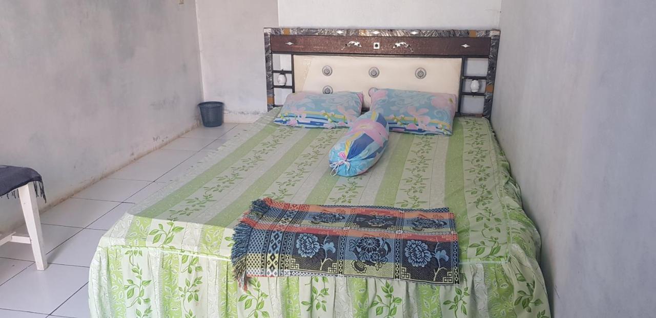 SPOT ON 90018 Villa Zane Reynold Karanghawu Dış mekan fotoğraf